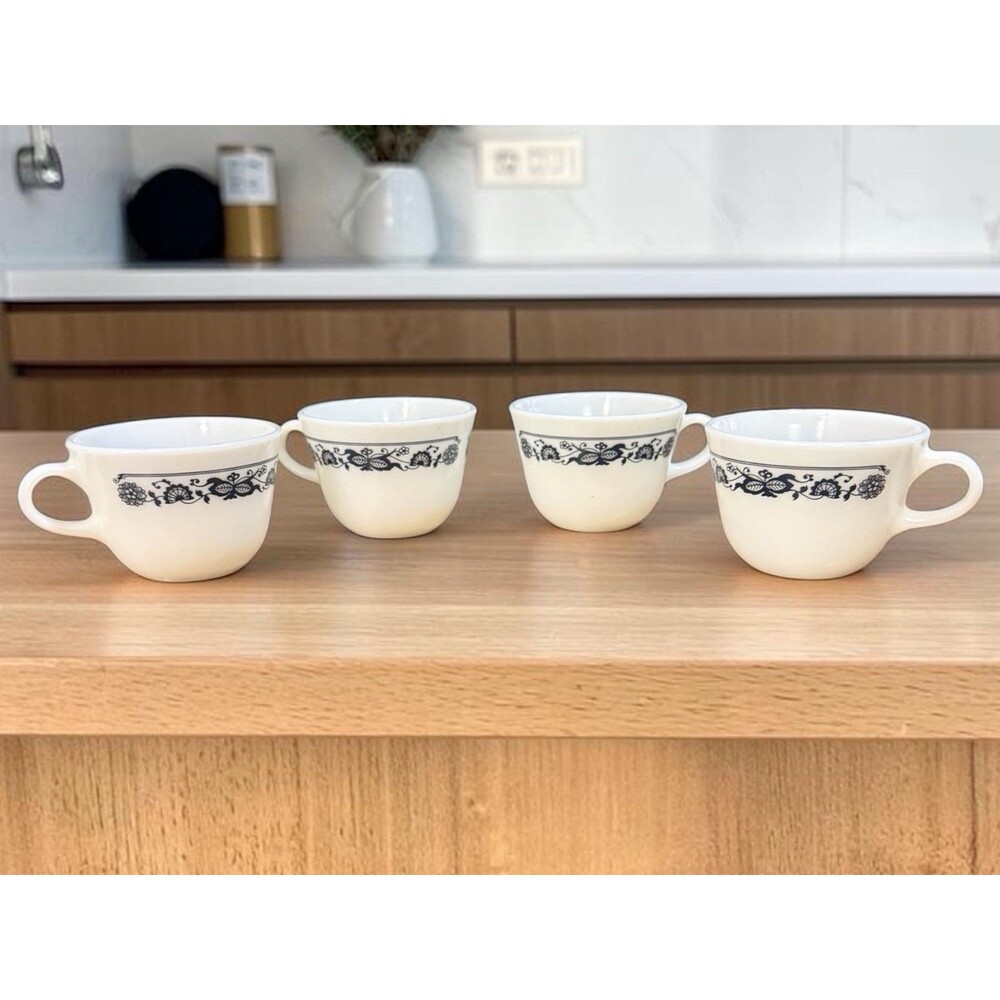 Vintage Pyrex Old Town Blue Coffee Tea Cups Set of 4 Milk Glass Blue Onion 1970s